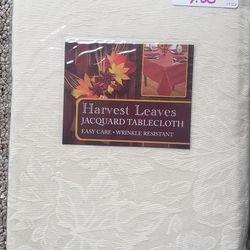 Tablecloth Harvest🍁 Leaves 70" round