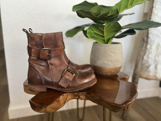 Vintage Foundry Women’s Boots
