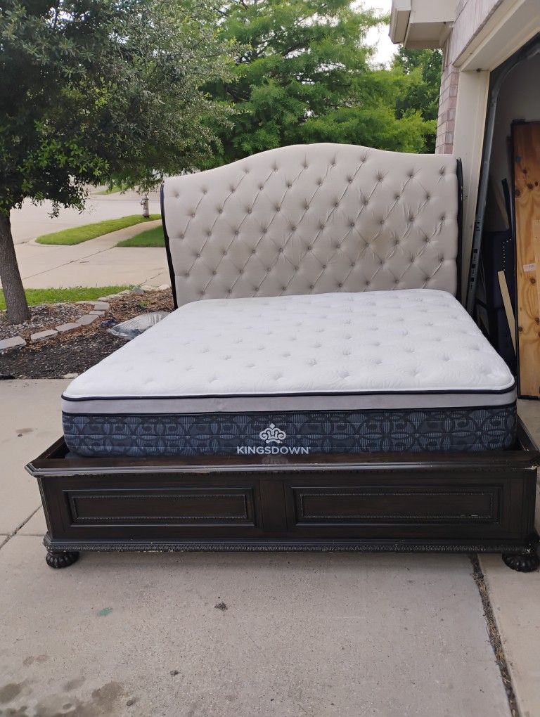 King Bed