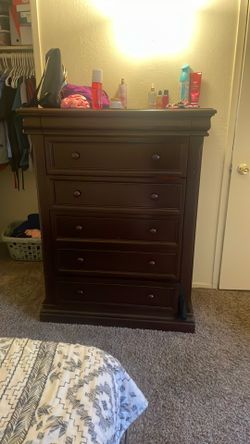 dresser