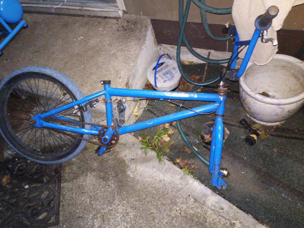 Mongoose bmx R bike frame