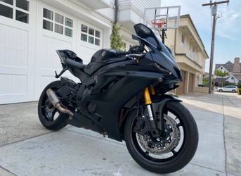 2017 Yamaha R6