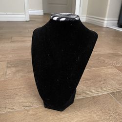 velvet necklace holder