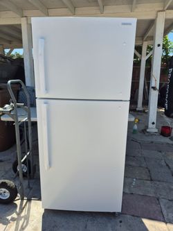Standard Size Fridge Like New Condition $260