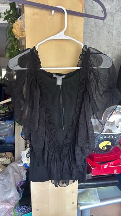 Isabella Rodriguez black blouse size small