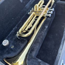 DON’T RENT!! Yamaha Trumpet YTR-2335 Excellent Condition High School Band $400 Firm