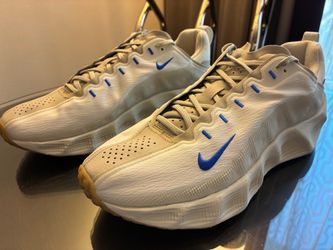 First $40! NEW Men’s Nike Ava Rover - Size 10.5