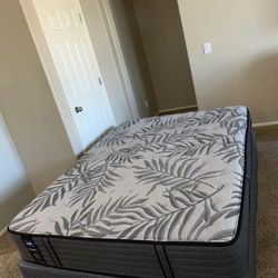 QUEEN SEALY MATTRESS AND FREE BOX SPRING