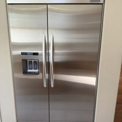 Kitchen Aid Refrigerator 