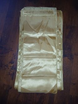 8 Satin Champagne Table Rnners