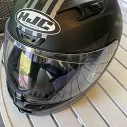 HJC 200$