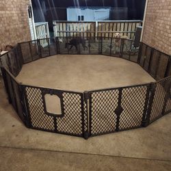 Huge Pet Coral Pet Playpen 528 Ft Total 