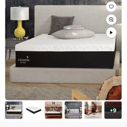 Cocoon by Sealy 12" Medium Hybrid Mattress in a Box, Adult, Full - NEW