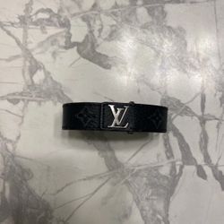 FAST SHIPPING📦 | Louis Vuitton LV Slim Bracelet