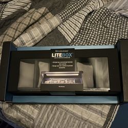 Watch holder Brookstone LiteBox