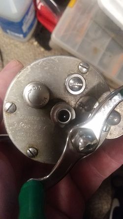 Vintage Pflueger Nobby No. 1963 fishing reel