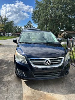 2011 Volkswagen Routan