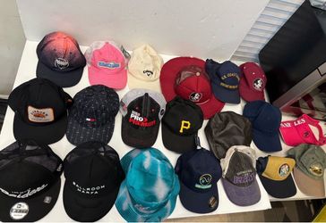Hats/ Caps Snapbacks/Strapbacks lot of 20 Varies (3) are new