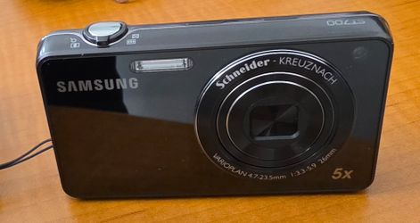 Samsung ST7000 Camera