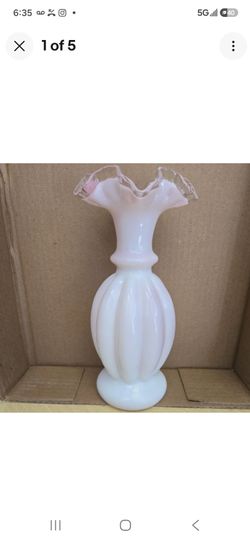 FENTON WHITE PINK SILVER CREST VASE