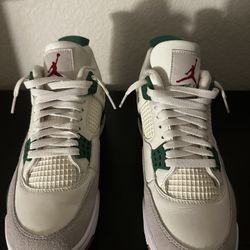 Jordan 4 Sb Pine Green 
