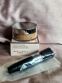 Mary Kay Beige 2 Mineral Powder Foundation DISCONTINUED