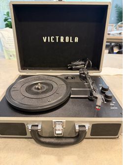 Victrola record player