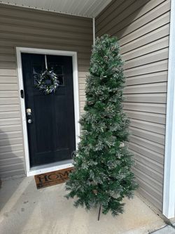 Pre-lit Royal Cashmere Christmas Tree 7,5 FT