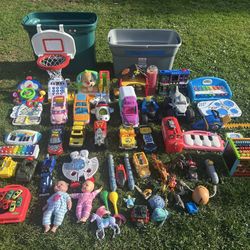 2 HUGE TUBS FULL OF 50+ TODDLER KIDS CHILDREN TOYS  TOYS FOR BOYS AND GIRLS, CARS, FISHER PRICE, LEAP FROGS, STAR WARS, BATMAN, DOLLS, ETC.