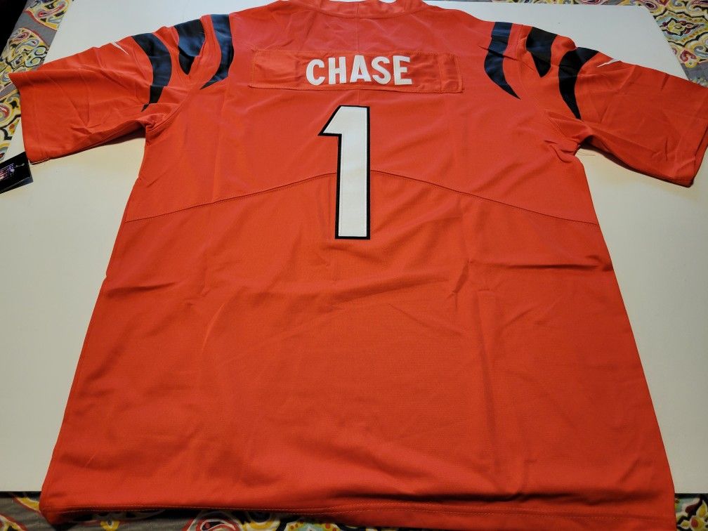 Ja'Marr Chase Orange Bengals Jersey - #1 Pullover Hoodie for Sale by  djstagge