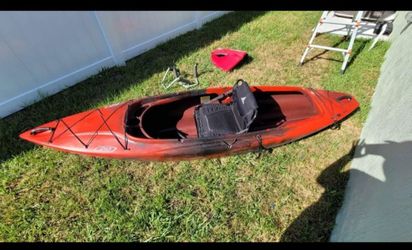 Ascend d10 sit in kayak