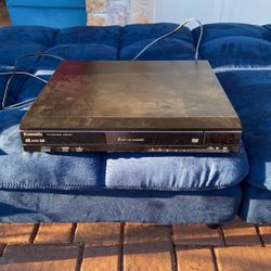 Panasonic 5 DVD/CD CHANGER