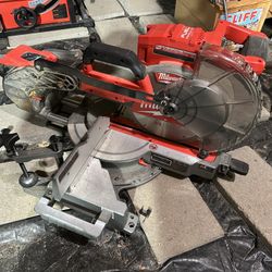 Milwaukee Miter Saw