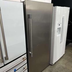 Frigidaire Professional 19 Cu. Ft. Single-Door Refrigerator