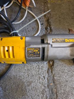 DeWalt DW124 1/2" Heavy Duty Right Angle Stud & Joist Drill (2-Speed)