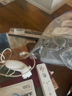 Nintendo Wii Console Bundle new super Mario bros. Wii game all cords controller nunchuck