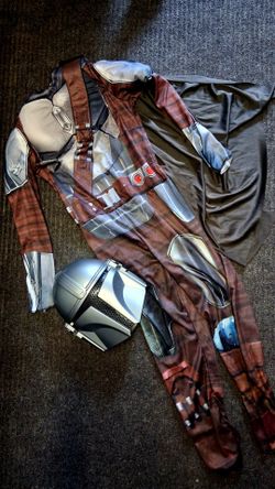 Star Wars Mandalorian Costume 10-12