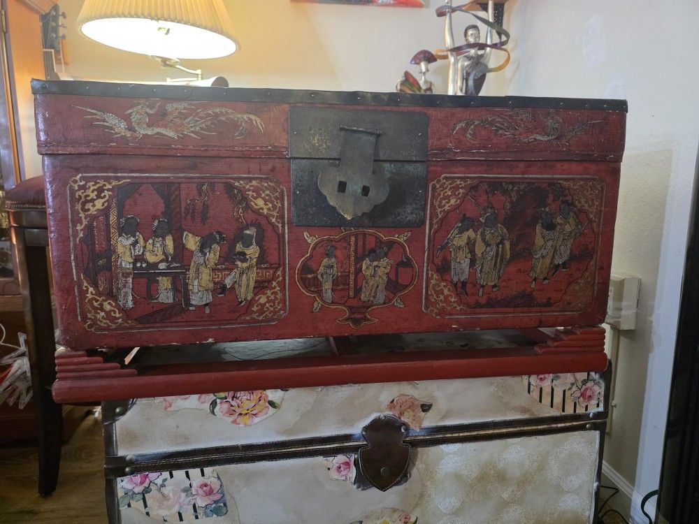 Antique Very Rare Trunk