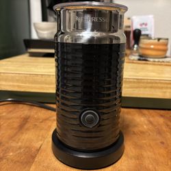 Nespresso Aeroccino 3 Hot & Cold Milk Frother