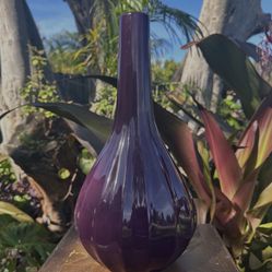 Vintage 1980’s Purple Haegar  Vase 