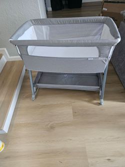 Cowiewie baby bassinet