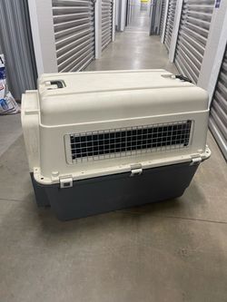 Large Hard-Sided Dog Crate / Travel Kennel – $35