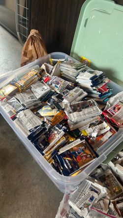 Crazy amount of cards FB- BB-Baseball