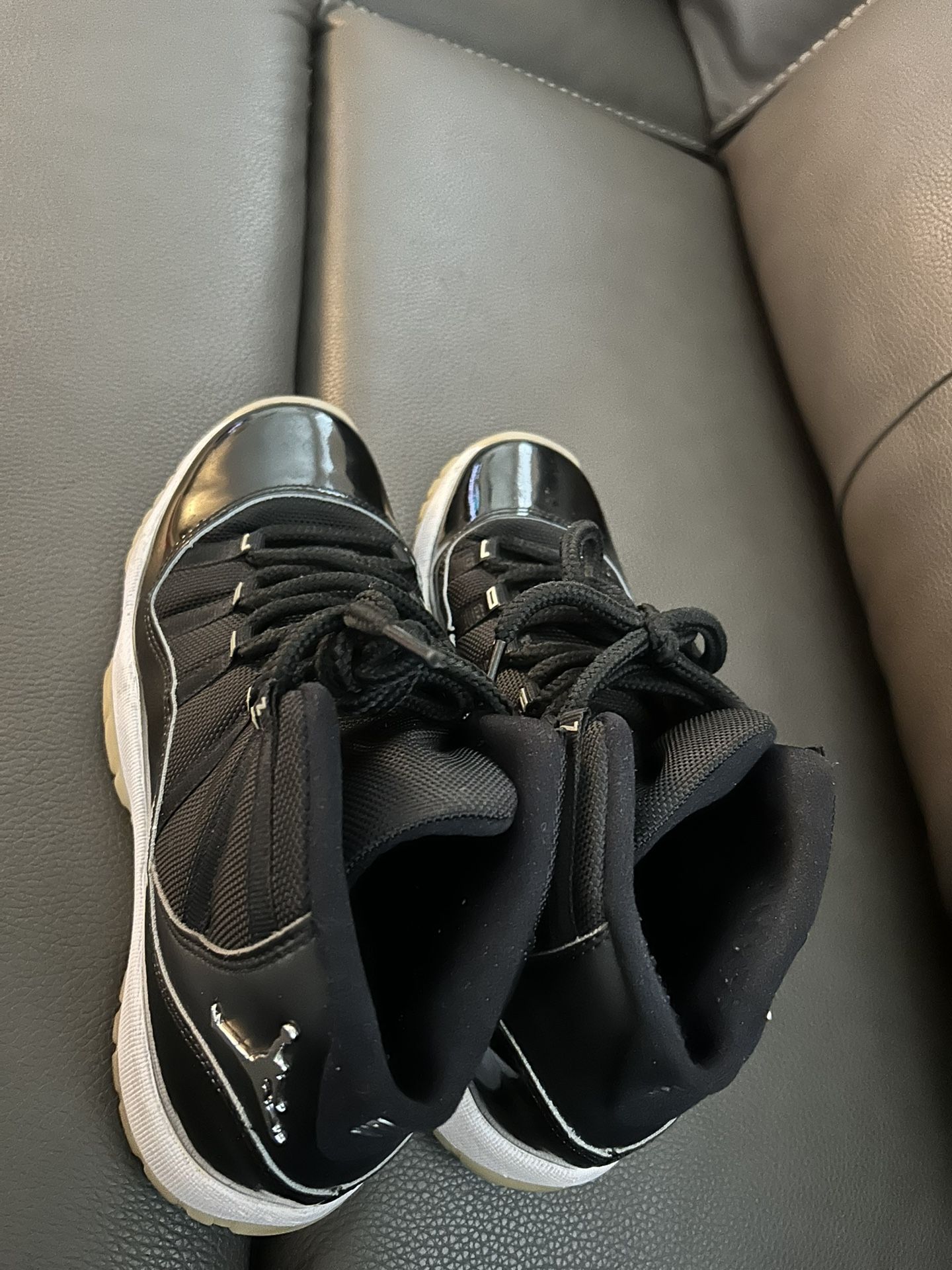 Jordan 11s Size 7