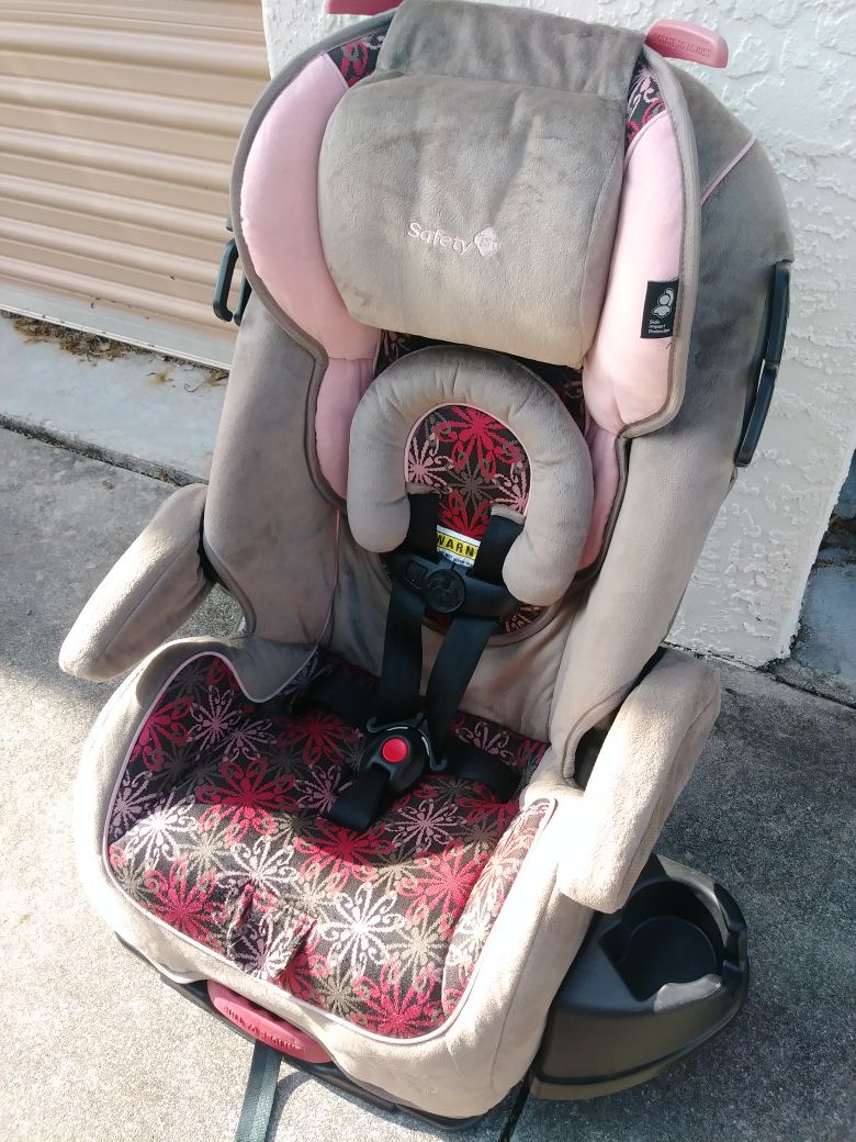 Baby /Toddler conversion car seat