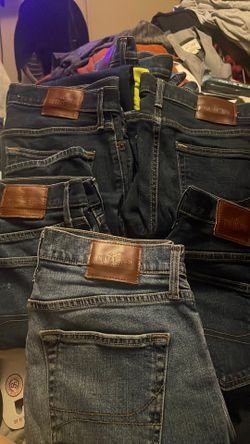 5 Men’s Hollister Jean 