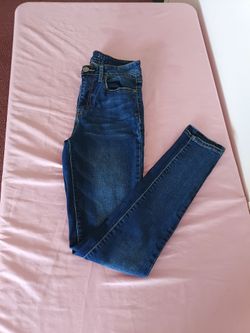 Aeropostale Medium Wash High Waisted Skinny Jeans Sz. 2 Women's