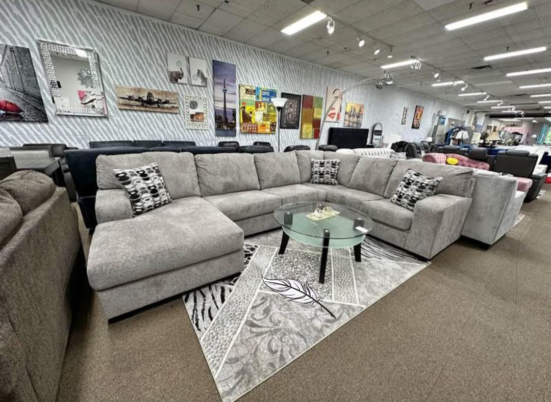 👌$10 Payment 🤝 BRAND NEW ASHLEY 🎀 Ballinasloe Platinum Sectional Sofa With Chaise/Other Color Available