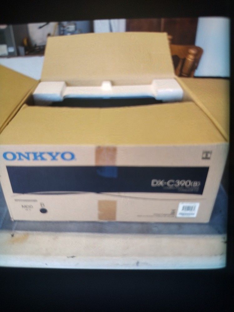 Open Box ONKY0 DX -C390 (B) COMPACT 6 DISC CHANGER