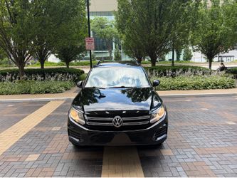 2016 Volkswagen Tiguan S